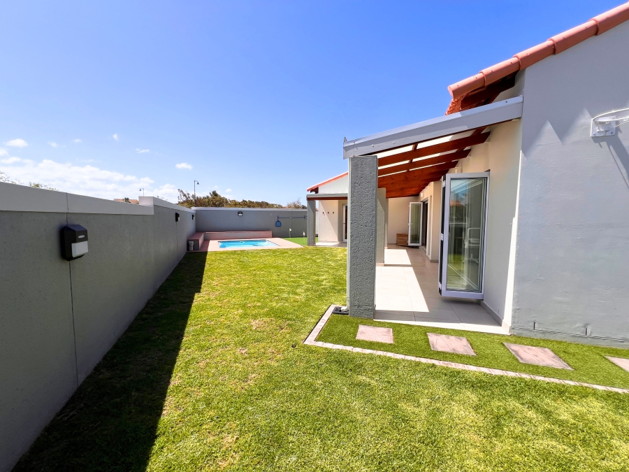 4 Bedroom Property for Sale in Langebaan Country Estate Western Cape